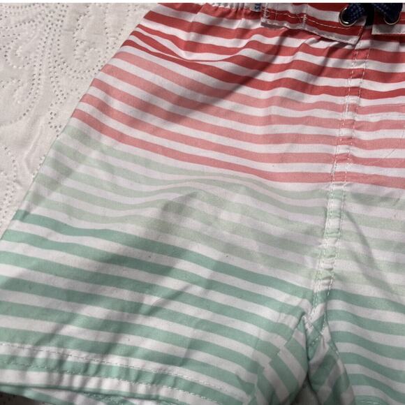 Rugged Butts Swim Trunks Size 18-24m - Picture 4 of 5